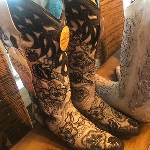 Corral Boots!  Never worn. Beautiful. 7 1/2